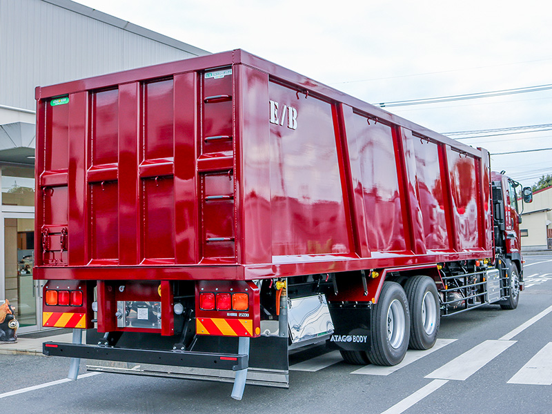 トラックタイプ E/B クレーン搭載型