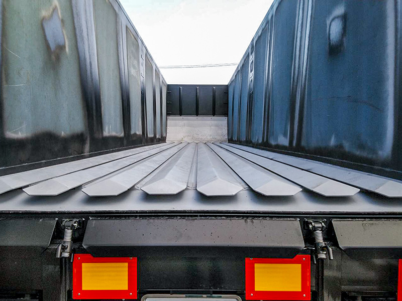 トレーラータイプE/B　V-FLOOR搭載モデル